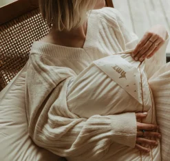 Kołdra 155x200 zimowa naturalna puchowa extra ciepła MATERACOWA PRESTIGE biała
