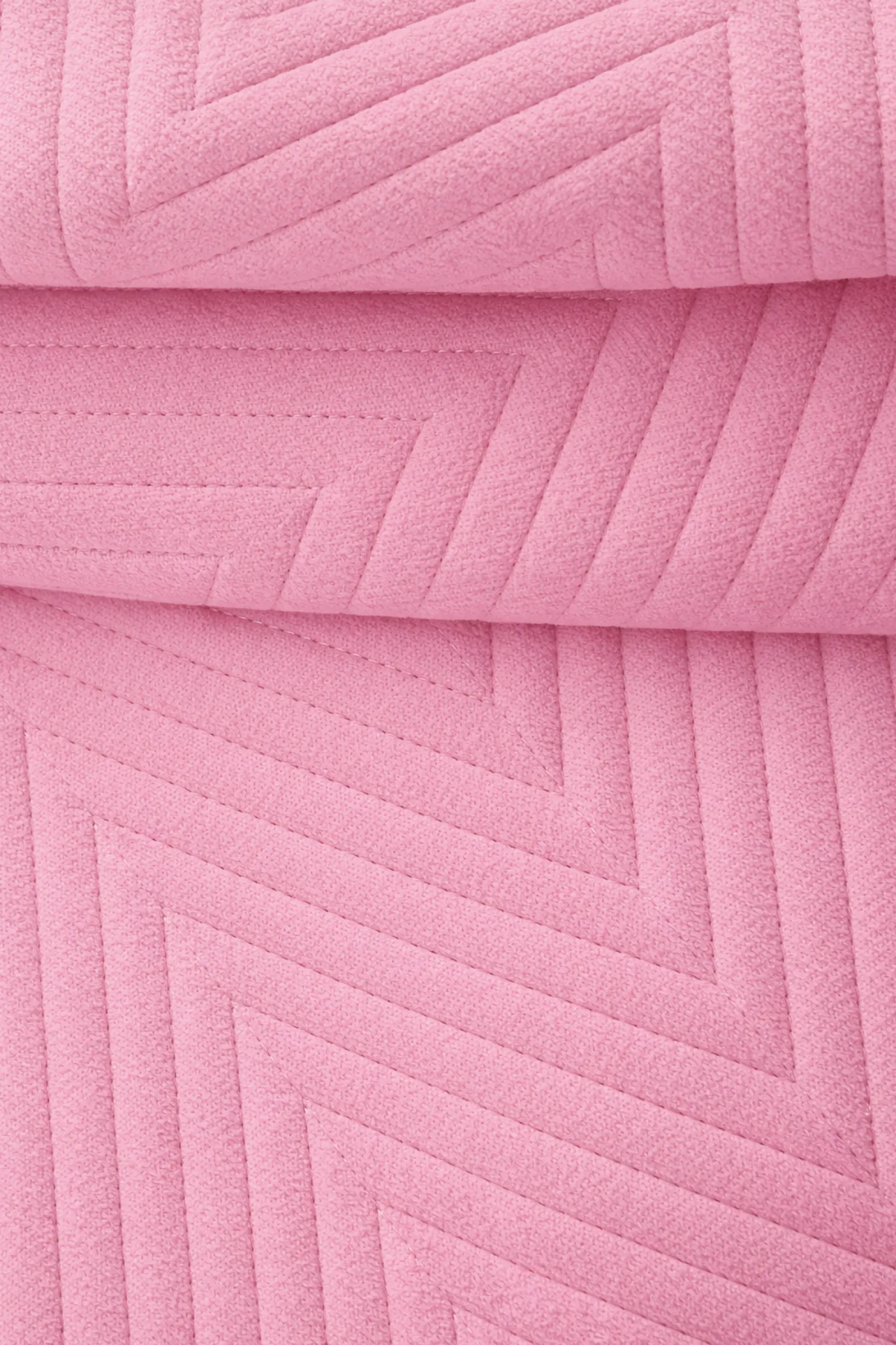 Narzuta dekoracyjna welurowa w jodełkę CHEVRON VELVET 200x220 różowa