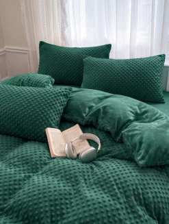 Pościel pluszowa zimowa miś w kropki 3D 160x200 3 el. MINKY butelkowa zielona nr519 RH1024/RH1006