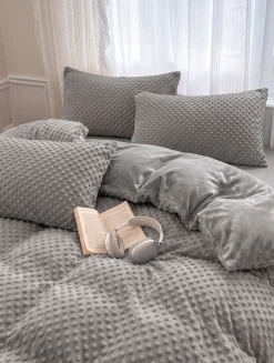 Pościel pluszowa zimowa miś w kropki 3D 200x220 3 el. MINKY jasna szara nr518 nr517 RH1009