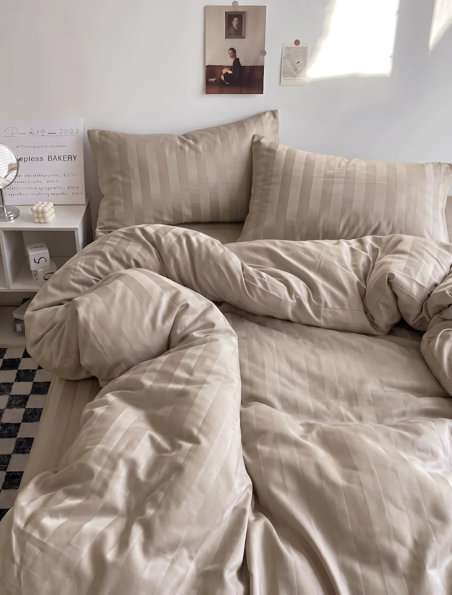 Pościel z adamaszku beżowa w pasy 200x220 3 el. Kim Beige C-007 DH1609