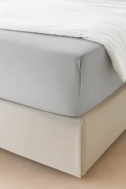 Prześcieradło bez gumki z mikrofibry tradycyjne jasne szare 200x220