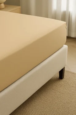 Prześcieradło z gumką z mikrofibry beżowe 140x200