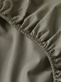 Prześcieradło z gumką z pranej mikrofibry khaki 120x200 + 26 cm zakładki